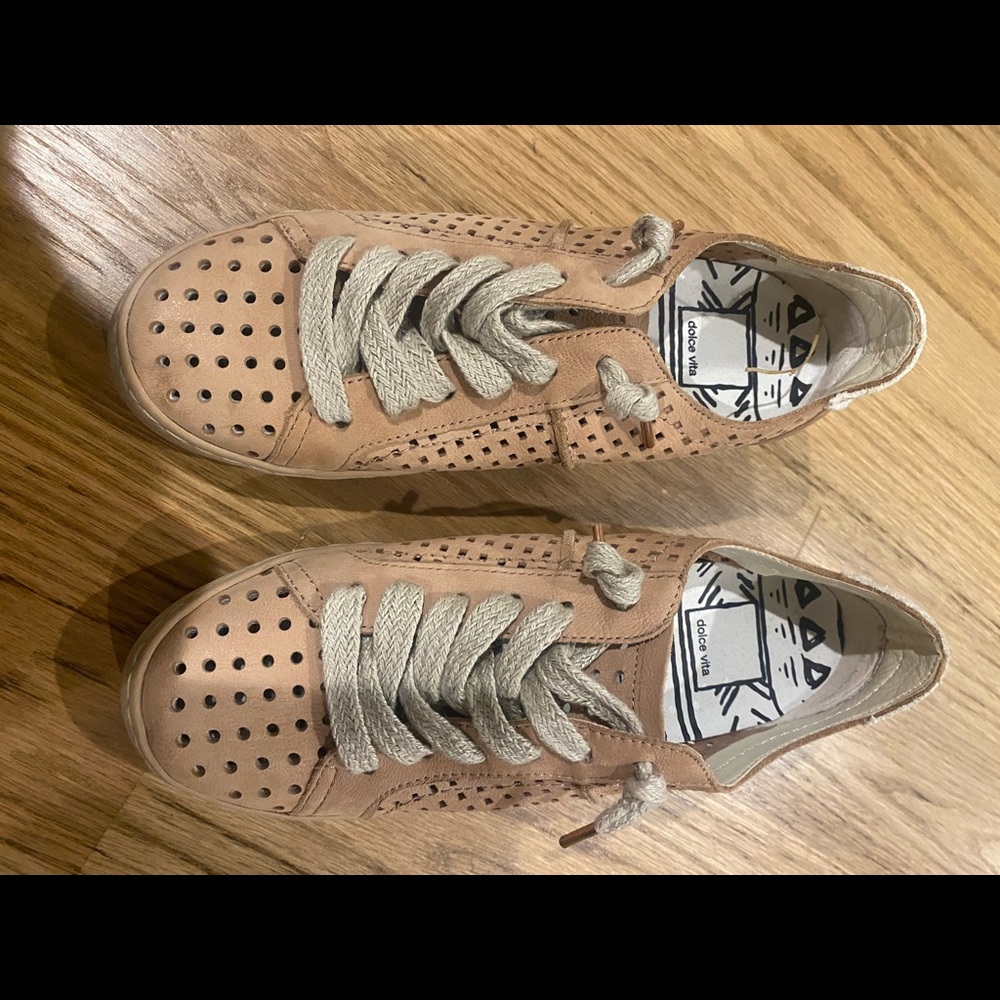 Dolce vita sneakers